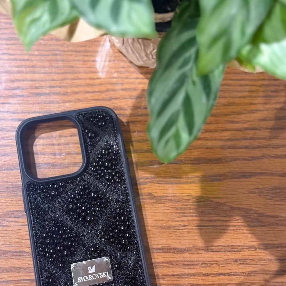 Swarovski Black Crystal Phone Case Elegant Protective Design